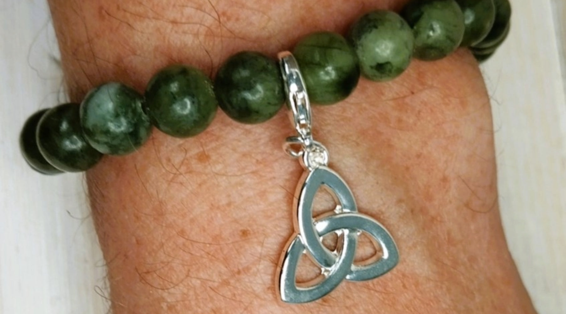 How Celtic Symbols Make Gifts More Meaningful